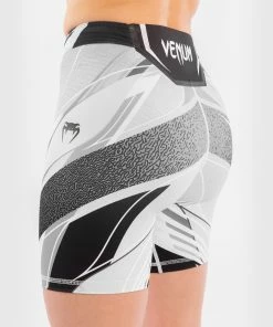 UFC Venum Authentic Fight Night Women's Vale Tudo Shorts - Long Fit - White -Venum store 0 252F1 252F0 252F2 252F0102612295ae52fe59d09b152f5ef78b6c9221b4 VNMUFC 00017 002 08