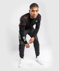 UFC Venum Authentic Fight Week Men's 2.0 Long Sleeve T-Shirt - Black/Red -Venum store 1 252F1 252F4 252F8 252F1148fe19fbbb9d1eed1f490ae03a0ccbd747592f VNMUFC 00111 001 22 178afdb0 8e63 4922 a0e3 8ea142837eff