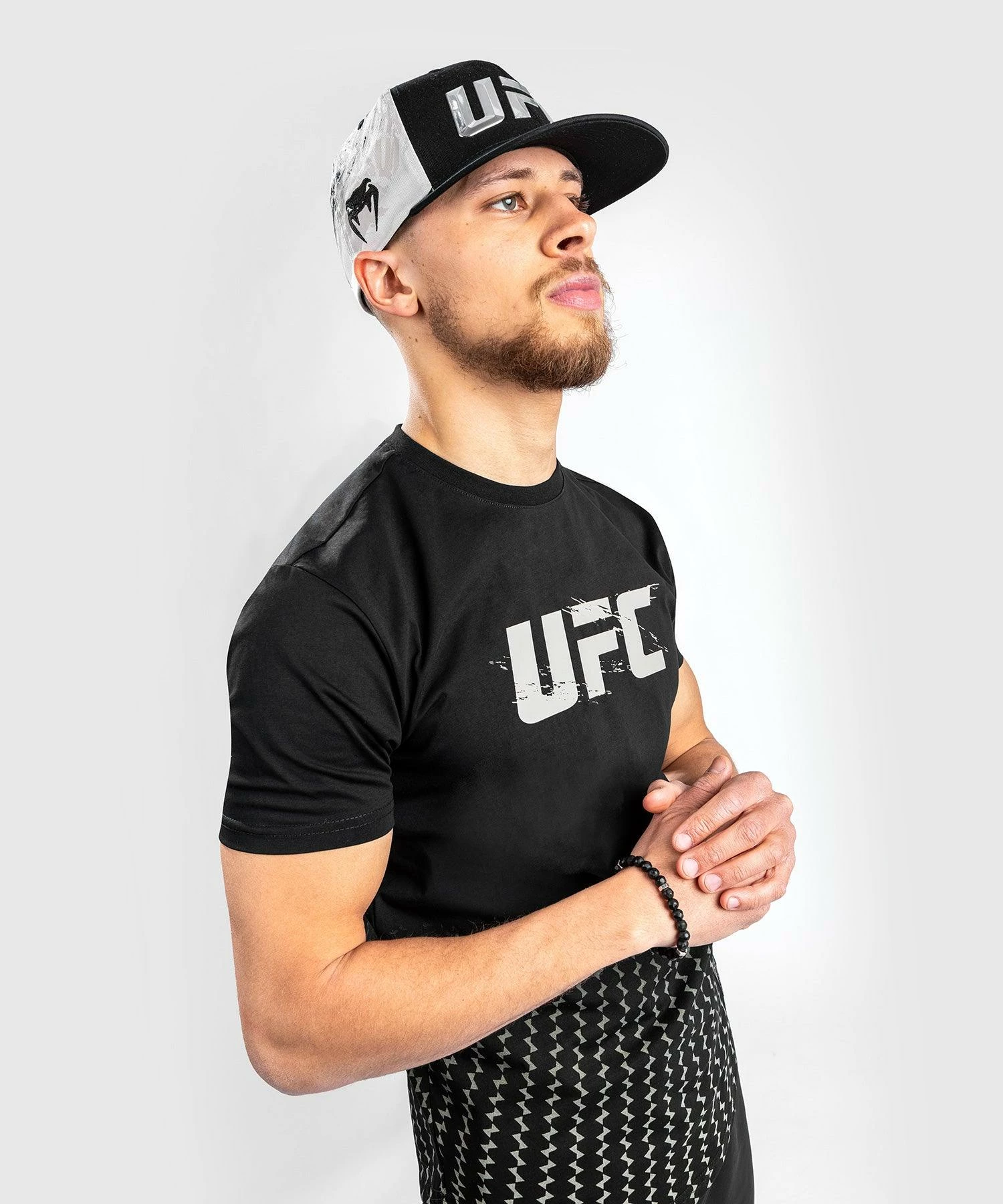UFC Venum Authentic Fight Week Men's 2.0 Short Sleeve T-Shirt - Black 2 UFC Venum Authentic Fight Week Men's 2.0 Short Sleeve T-Shirt - Black - Image 2