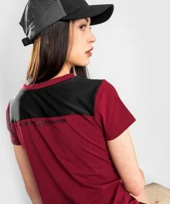 UFC Venum Performance Institute T-Shirt - For Women - Red -Venum store 1 252F4 252F6 252F0 252F1460cdad9c633f4bc55e32d8d34600db15e1ef99 VNMUFC 00096 003 03 b3c76516 1376 4416 b1ae 735ef920a9d8