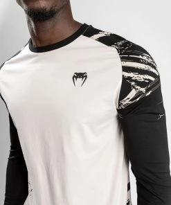 UFC Venum Authentic Fight Week Men's 2.0 Long Sleeve T-Shirt - Sand/Black -Venum store 1 252F7 252Fd 252Ff 252F17dfde2efccbae1b9b210f6870ca3ded6199d717 VNMUFC 00111 040 11 df19efd3 03ea 40d0 9a3a a9413fa5c17a