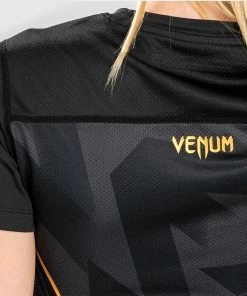 Venum Razor Dry Tech T-Shirt - For Women - Black/Gold -Venum store 1 252F9 252F9 252F5 252F199578554f508e1957cbf331b2e837f08367a43c 41 3cfe2a98 17dd 4454 a8e3 25aa37d7acbe