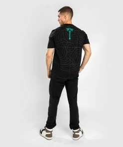 Venum Assassin's Creed Reloaded T-Shirt - Black -Venum store 2 252F3 252F6 252Fb 252F236b828698308a02a8056db77e4a6f383c498a2c TS ASSASSINSCREED BLACK 1 10