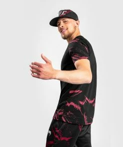 UFC Venum Authentic Fight Week Men's 2.0 Short Sleeve T-Shirt - Black -Venum store 2 252F8 252Fa 252F2 252F28a2918ee9d2f64d9a5136c20f7ea32687638607 TS COTON FIGHTWEEKS 2.0 BLACK 06 1 563a99bf 76d1 4758 b1d8 5913d475ac1f