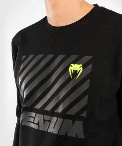 Venum Stripes Crewneck Sweatshirt - Black 9 Venum Stripes Crewneck Sweatshirt - Black -Venum store 2 252Fa 252F6 252Fc 252F2a6c237e759216cae2082198c8b9694fe5da2aa2 SWEAT STRIPPES BLACK 05