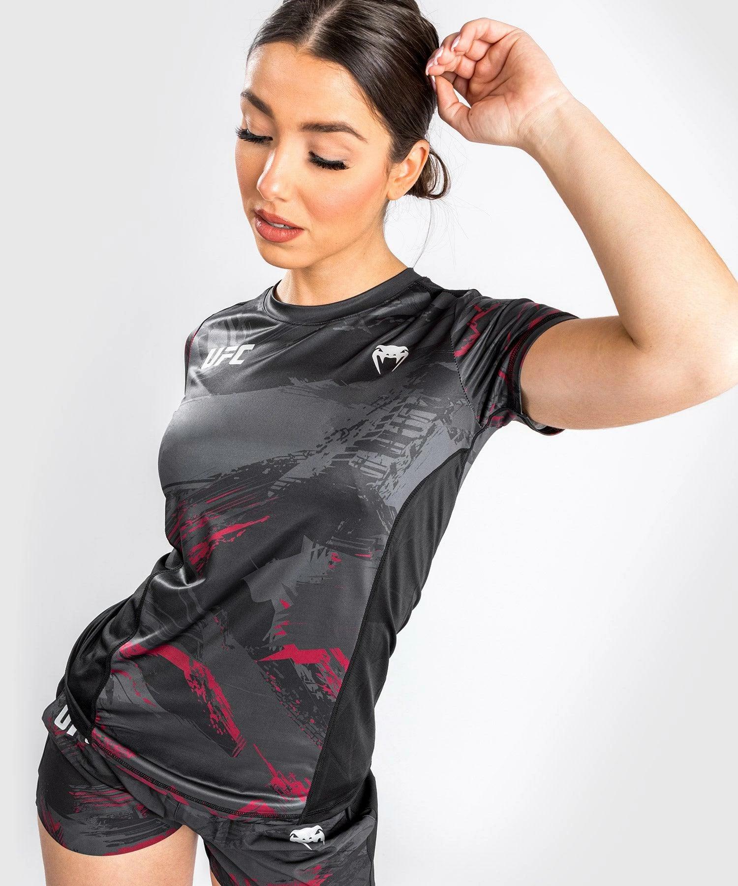 UFC Venum Authentic Fight Week 2.0 Dry Tech T-Shirt - For Women - Black/Red 4 UFC Venum Authentic Fight Week 2.0 Dry Tech T-Shirt - For Women - Black/Red - Image 4