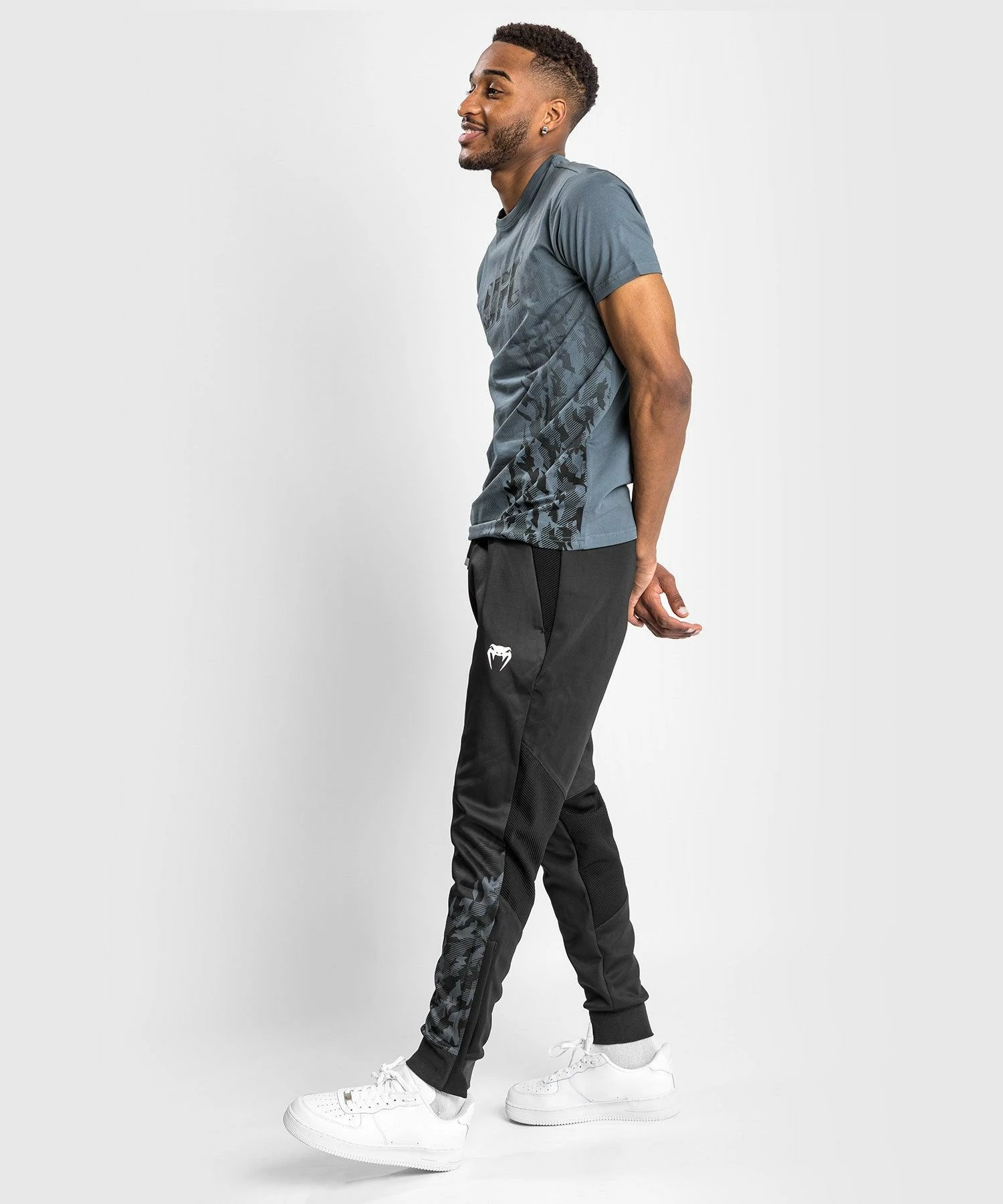 UFC Venum Authentic Fight Week Men's Short Sleeve T-shirt - Grey - Image 5