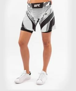 UFC Venum Authentic Fight Night Women's Shorts - Long Fit - White -Venum store 4 252F1 252F1 252F4 252F4114b7ba0dd0a4dc3daf200cda9d11674948f086 VNMUFC 00019 002 02