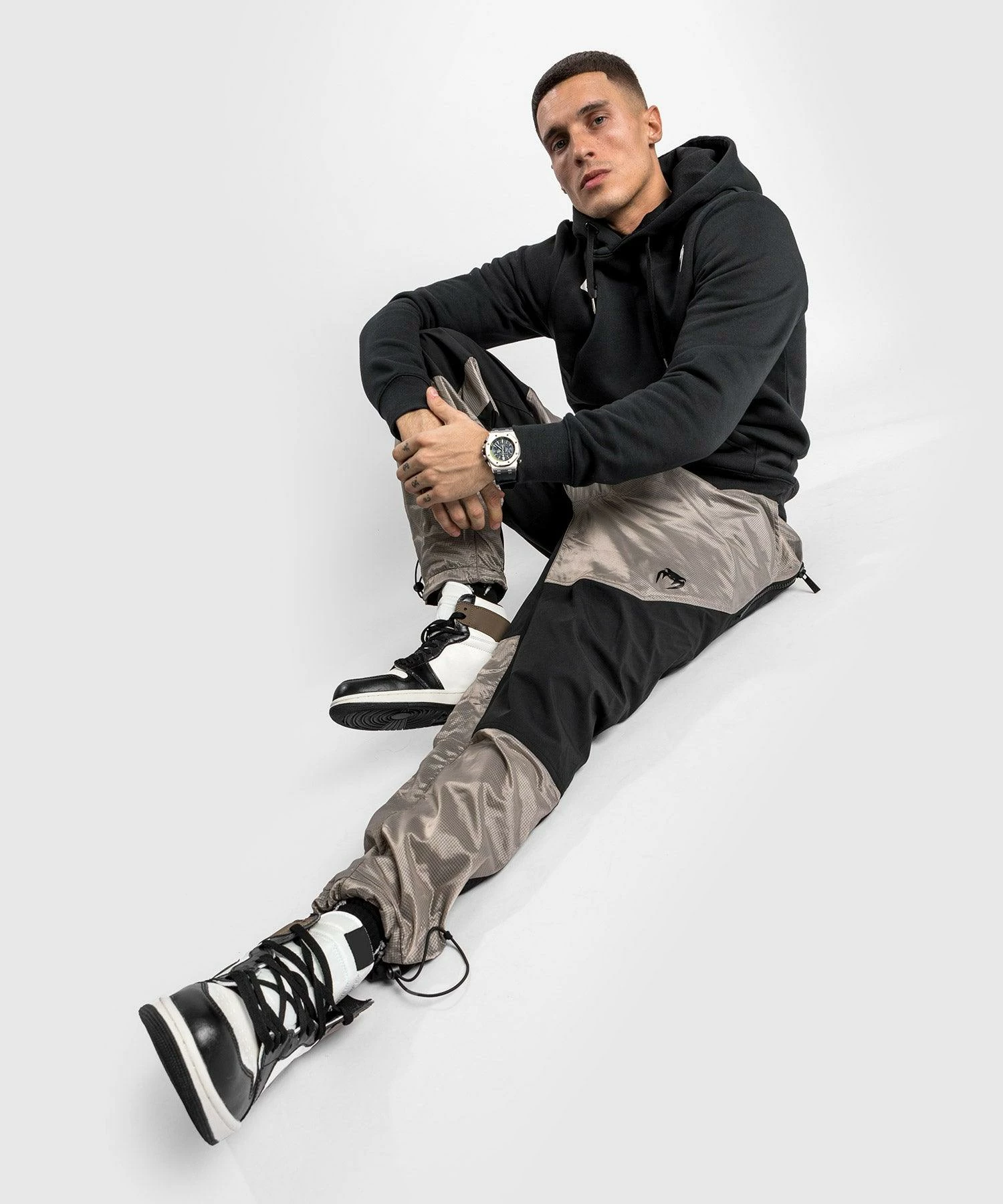 Venum Laser XT Jogger - Oversize - Black/Sand - Image 3