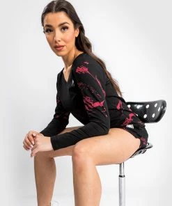 UFC Venum Authentic Fight Week Women's 2.0 Long Sleeve T-Shirt - Black/Red -Venum store 4 252F3 252Fe 252F0 252F43e031883ccaa285c04c914ced2208cb1c20edba VNMUFC 00127 001 12 8f7c67f0 ef6a 42f2 bd71 28c1bfd7bd6b