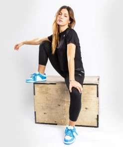 Venum Glow T-Shirt - For Women - Black 5 Venum Glow T-Shirt - For Women - Black -Venum store 4 252F6 252F1 252F3 252F46135ce768e99ceba3d3af19b8fc3537aceb31ab TS GLOW BLACK WOMEN2