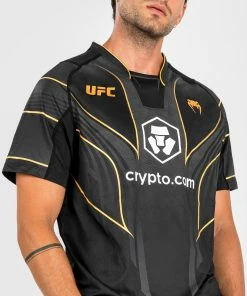 UFC Venum Authentic Fight Night 2.0 Men's Walkout Jersey - Champion -Venum store 4 252Fa 252F2 252Fd 252F4a2dc79fa1427ba0219d831a0a3b63ef2862ad04 VNMUFC 00145 126 023