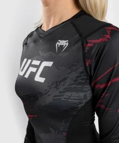 UFC Venum Authentic Fight Week Women's 2.0 Performance Long Sleeve Rashguard - Black/Red -Venum store 5 252F1 252Fa 252F6 252F51a6969edac2aea92f15bea45ec684c4eeff977b VNMUFC 00115 001 11 46034265 83c1 4448 a8ec dea49261c841