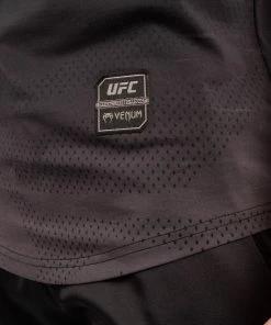 UFC Venum Authentic Fight Week Men's Short Sleeve T-shirt - Black -Venum store 5 252F4 252F3 252Fa 252F543a45df0691069a0c56e52d03967019bf25dc8f VNMUFC 00075 001 06 1 eddb00dc 56a7 40ef a681 00a17c2d2786