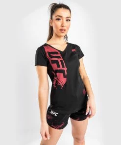 UFC Venum Authentic Fight Week Women's 2.0 Short Sleeve T-Shirt - Black/Red -Venum store 6 252F7 252F2 252F4 252F6724bef2676724ae61e22c27440cefdc44998557 VNMUFC 00142 001 05 f25663c3 b0ce 4851 809d da2274859ab2