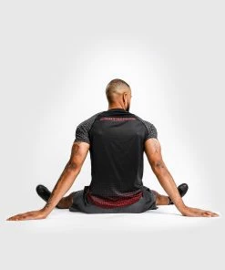 UFC Venum Performance Institute Dry Tech T-Shirt - Black/Red -Venum store 7 252F4 252F7 252F4 252F7474bc7cbc1657c1bfb65fb1d78caa37b1b89010 VNMUFC 00088 100 14 1