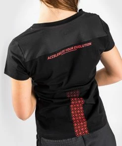 UFC Venum Performance Institute T-Shirt - For Women - Black -Venum store 7 252F6 252F7 252F1 252F767152ce4a2210052a3cdc5e28e7a79b9145d276 VNMUFC 00096 001 07