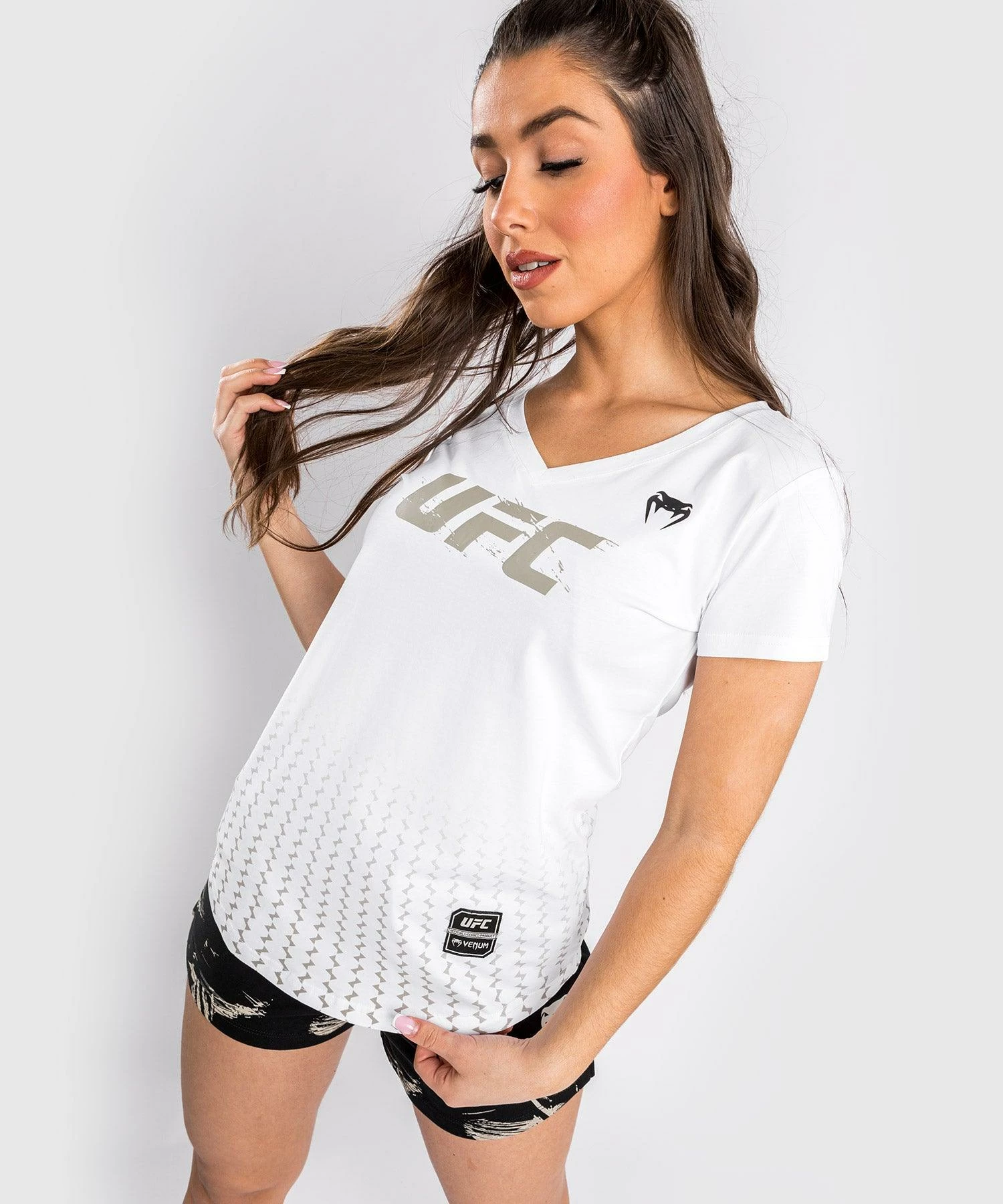 UFC Venum Authentic Fight Week Women's 2.0 Short Sleeve T-Shirt - White 2 UFC Venum Authentic Fight Week Women's 2.0 Short Sleeve T-Shirt - White - Image 2