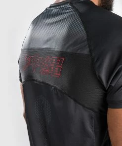 Venum Okinawa 3.0 Dry Tech T-Shirt Short Sleeves - Black/Red -Venum store 8 252Fa 252Ff 252Fb 252F8afb904a4240d50c36facb19c6155fe510c7a55a DRYTECH OKINAWA BLACK RED 10