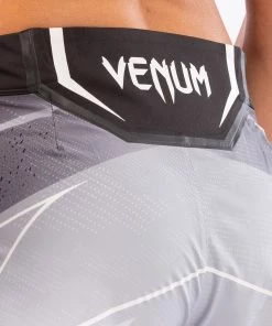 UFC Venum Authentic Fight Night Women's Shorts - Short Fit - White 13 UFC Venum Authentic Fight Night Women's Shorts - Short Fit - White -Venum store 8 252Fe 252Fe 252F4 252F8ee4a626970b10583584a2cc338a8f35fde1c1ec VNMUFC 00020 002 07