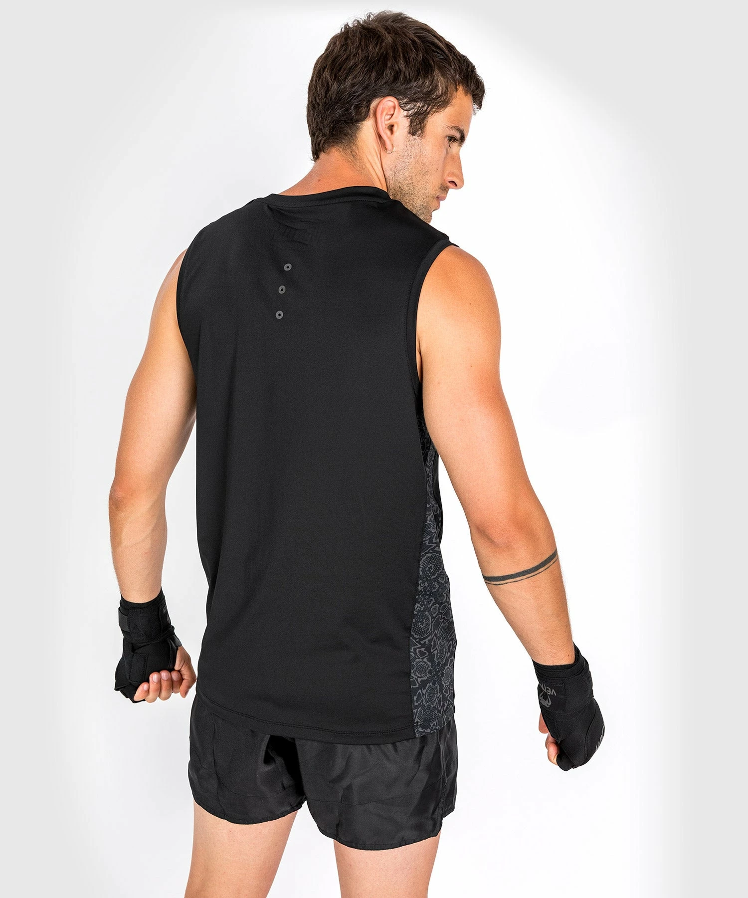 Venum Classic Evo Dry Tech Tank Top - Black/Black Reflective - Image 5