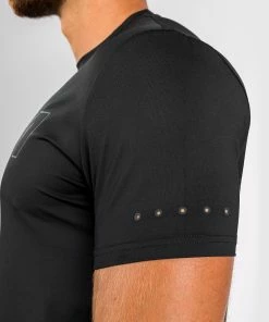 Venum Classic Evo Dry Tech T-Shirt - Black/Black Reflective -Venum store DRYTECH CLASSIC EVO BLACK REFLECTIV 07