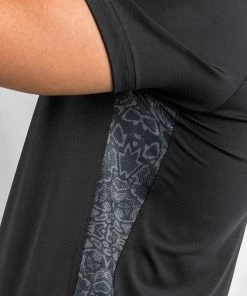 Venum Classic Evo Dry Tech T-Shirt - Black/White -Venum store DRYTECH CLASSIC EVO BLACK WHITE 09