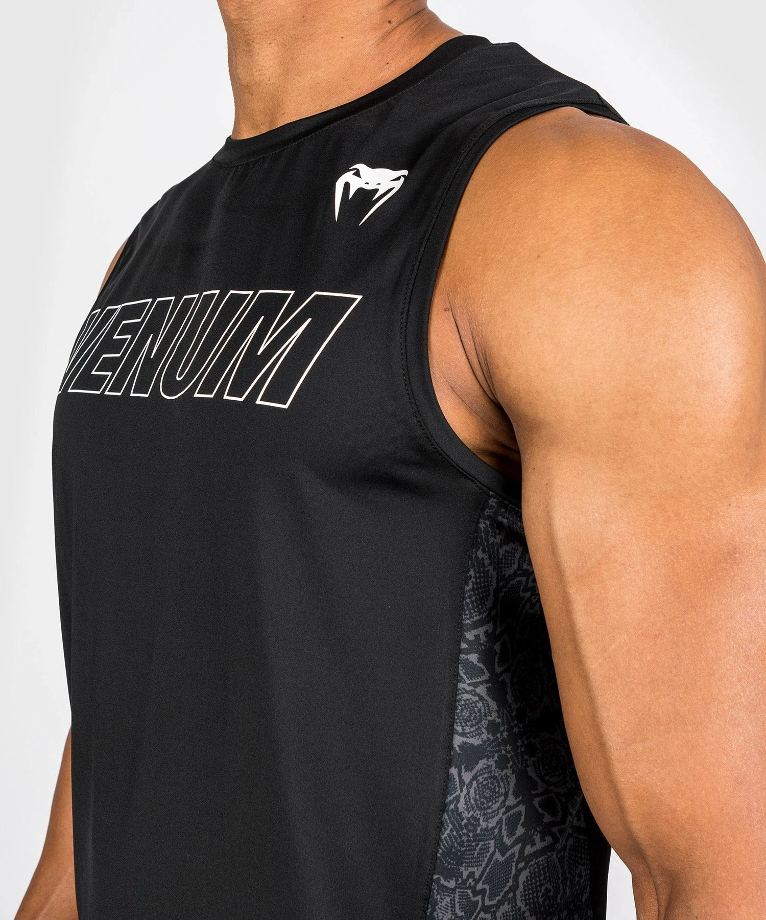 Venum Classic Evo Dry Tech Tank Top - Black/White 5 Venum Classic Evo Dry Tech Tank Top - Black/White - Image 5