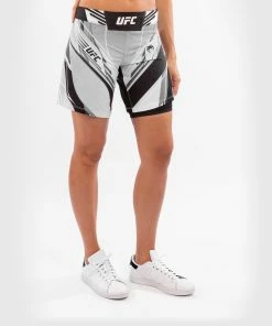 UFC Venum Authentic Fight Night Women's Shorts - Long Fit - White -Venum store a 252F4 252F9 252F2 252Fa4929758c13801be00cd3faeb43e9d54cba7a43f VNMUFC 00019 002 03