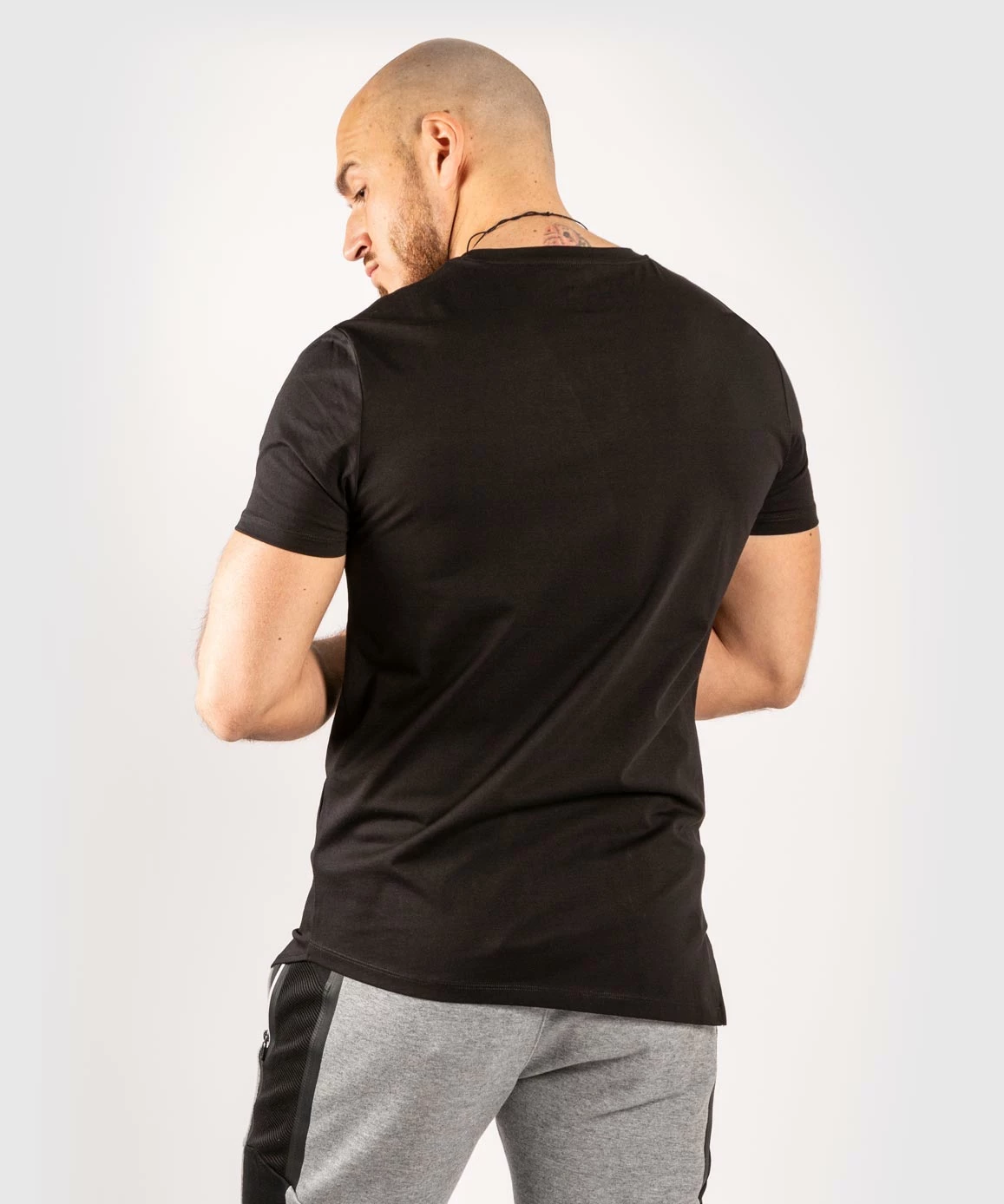 Venum LiveYourVision T-Shirt - Black/Iridescent 3 Venum LiveYourVision T-Shirt - Black/Iridescent - Image 3