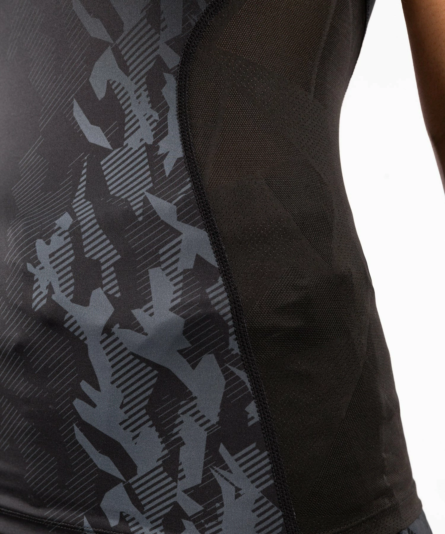 UFC Venum Authentic Fight Week Women's Performance Tank Top - Black 5 UFC Venum Authentic Fight Week Women's Performance Tank Top - Black - Image 5