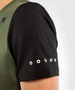 Venum Classic Evo Dry Tech T-shirt - Khaki/Silver 14 Venum Classic Evo Dry Tech T-shirt - Khaki/Silver -Venum store b 252F5 252F6 252Fc 252Fb56c6d5d3671596e2f8a6d8f1adaf647a651027e TS DRYTECH CLASSIC EVO KHAKI SILVER 06 2be37daa 14ec 46fc 894c 850a68f982f9