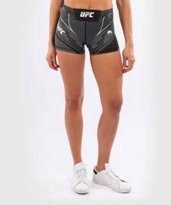 UFC Venum Authentic Fight Night Women's Vale Tudo Shorts - Short Fit - Black -Venum store b 252F6 252F2 252F3 252Fb6233b78868eb5898b3d7564a2cc4eb37fec1824 VNMUFC 00016 001 02 1