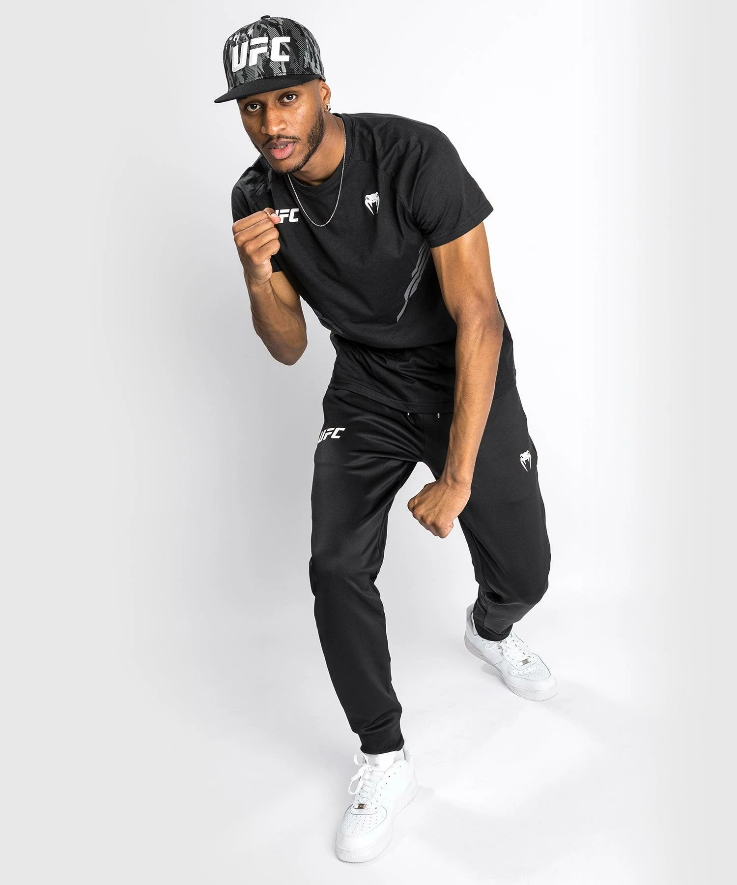 UFC Venum Replica Men's Jersey - Black - Image 2