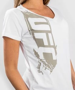 UFC Venum Authentic Fight Week Women's 2.0 Short Sleeve T-Shirt - White -Venum store c 252F0 252F1 252Fe 252Fc01efd5203d4847eedd64ff287d1a16f15ccfe85 VNMUFC 00142 002 06