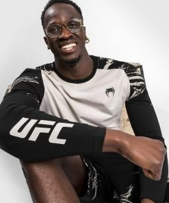 UFC Venum Authentic Fight Week Men's 2.0 Long Sleeve T-Shirt - Sand/Black -Venum store c 252F1 252Fc 252Fa 252Fc1cad05d03041da9b5ff56e5d1f86703220be3de VNMUFC 00111 040 05 31e199af abf4 4536 a7a4 188e27756929
