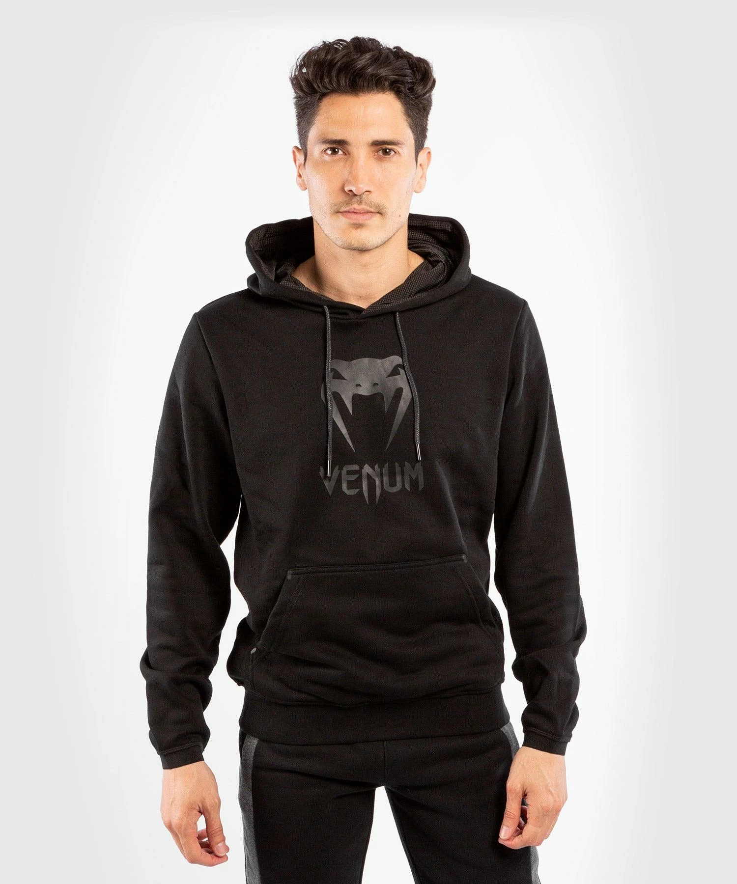 Venum Classic Hoodie - Black/Black