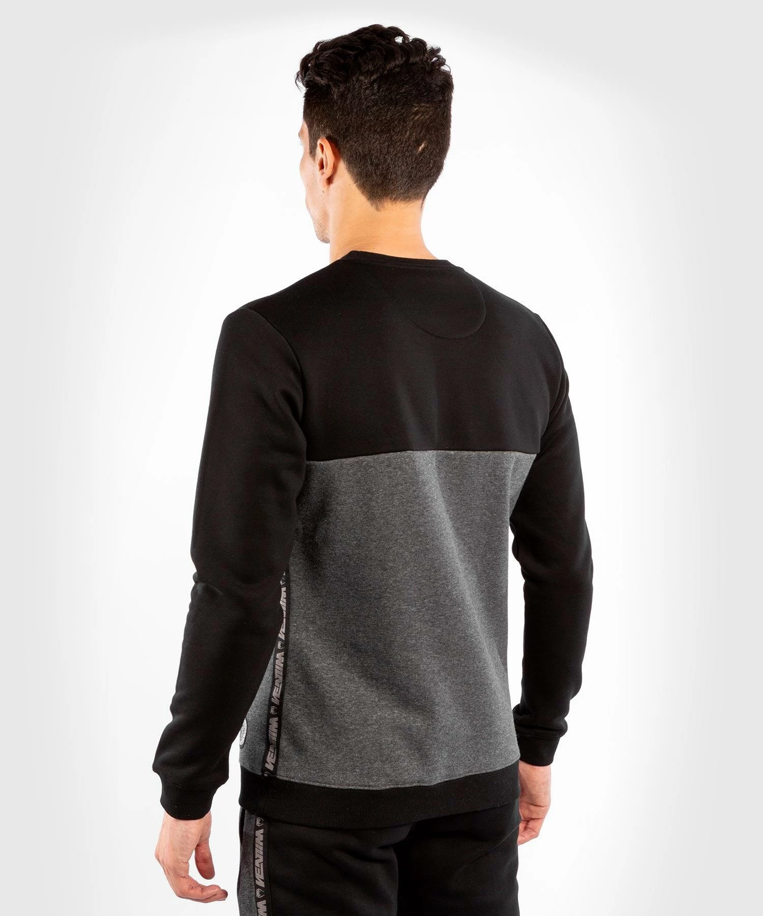 Venum Rafter Sweatshirt - Dark Heather Grey 4 Venum Rafter Sweatshirt - Dark Heather Grey - Image 4