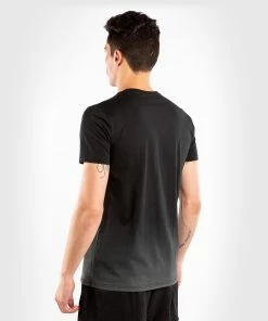 Venum Classic T-shirt - Black/Dark Grey -Venum store d 252F0 252Fb 252F9 252Fd0b96572cb102a06b4b2763650a6613be1fc9c45 TS CLASSICS BLACK GREY 04