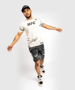 UFC Venum Authentic Fight Week Men's 2.0 Short Sleeve T-Shirt - Sand -Venum store d 252F0 252Fc 252F2 252Fd0c2d1f5cebb4ca6fad292842a35f9b5c14e2af4 VNMUFC 00109 040 01 1db4166d f6f1 4383 8ad8 43ba3e6860ca