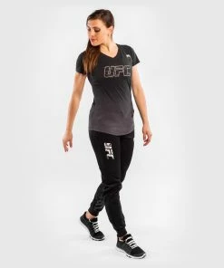 UFC Venum Authentic Fight Week 2 Women's Short Sleeve T-shirt - Black -Venum store d 252F6 252Fb 252Ff 252Fd6bfeb88059ecf25bed2691c9b8aa7380e7c8e11 VNMUFC 00076 001 06 1
