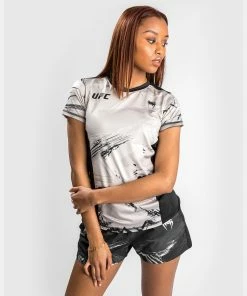 UFC Venum Authentic Fight Week 2.0 Dry Tech T-Shirt - For Women - Sand/Black -Venum store d 252Fc 252Fe 252Ff 252Fdcefef0ad8de625556f257135478e8ce18b37053 VNMUFC 00122 040 04 41545748 a262 4a89 a90b 973a0c406816