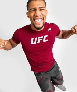 UFC Venum Authentic Fight Week Men's 2.0 Short Sleeve T-Shirt - Red 10 UFC Venum Authentic Fight Week Men's 2.0 Short Sleeve T-Shirt - Red -Venum store d 252Ff 252F6 252Fb 252Fdf6b930f5b7d294d97c61ce30736c6fbf9b9a50c VNMUFC 00109 003 04 0fddbe37 2675 4caf 8c59 e6ff76d88c72