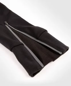 UFC Venum Authentic Fight Night Men's Walkout Hoodie - Champion -Venum store e 252F3 252Fc 252F6 252Fe3c636f3b26c5c81e9f6db38fca089f71d15f956 VNMUFC 00004 126 17