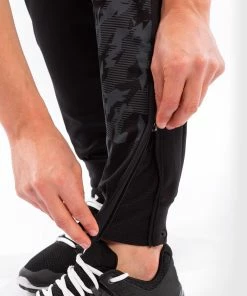 UFC Venum Authentic Fight Week Women's Pants - Black -Venum store e 252F6 252Fe 252F3 252Fe6e31f4ba34fb298eb7ab888f372401f7b97dbd3 VNMUFC 00028 001 08 065fe0ad bde2 42f0 be01 d66da9d3cb8d