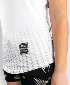 UFC Venum Authentic Fight Week Women's 2.0 Short Sleeve T-Shirt - White 17 UFC Venum Authentic Fight Week Women's 2.0 Short Sleeve T-Shirt - White -Venum store e 252F8 252Fd 252F8 252Fe8d89a5cdaeb9ed0c9e49d04ae44a1a75e583b97 VNMUFC 00143 002 13 d0fbf662 1094 499f b32a acb2a2b24a36